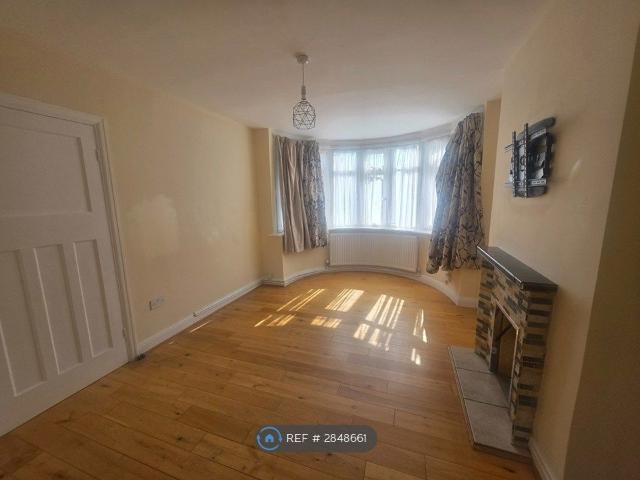 House for rent in Lane, Greater London