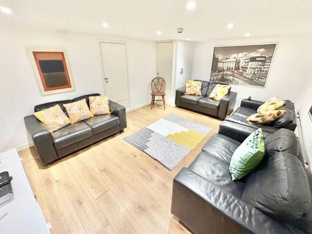 Room for rent in Bournbrook, West Midlands
