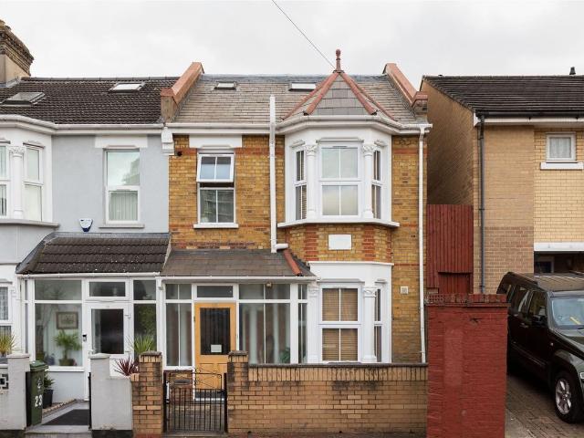 Studio for rent in Leyton, Greater London