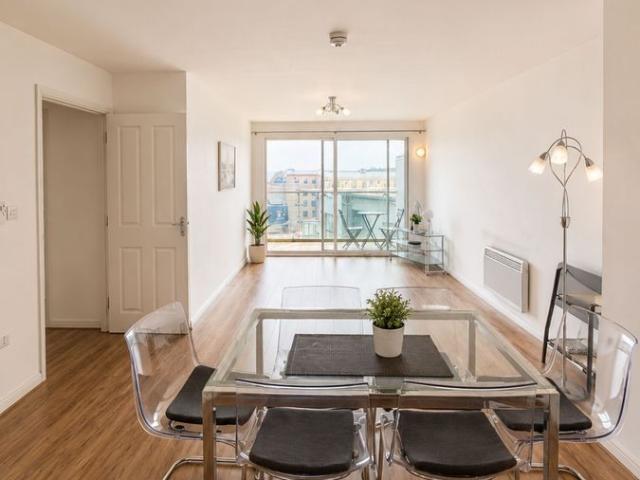 Apartment for rent in Barbican, Mount Wise