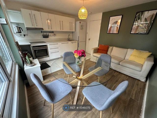 Room for rent in Shepherd's Bush, Greater London