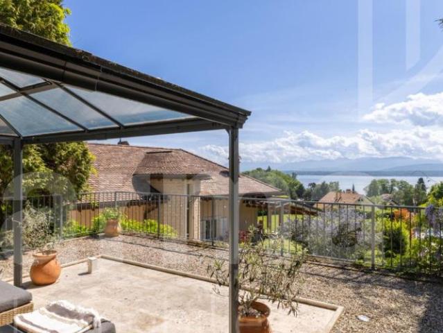Haus kaufen in Crans-près-Céligny, Waadt