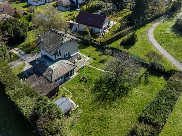 Einfamilienhaus kaufen in Mies, Waadt