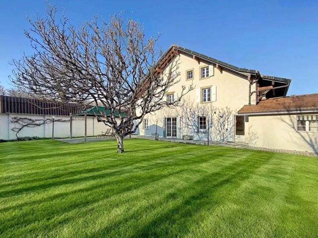 Haus kaufen in Crans-près-Céligny, Waadt