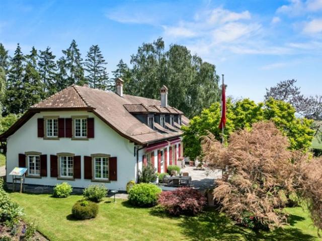 Einfamilienhaus kaufen in Vullierens, Waadt