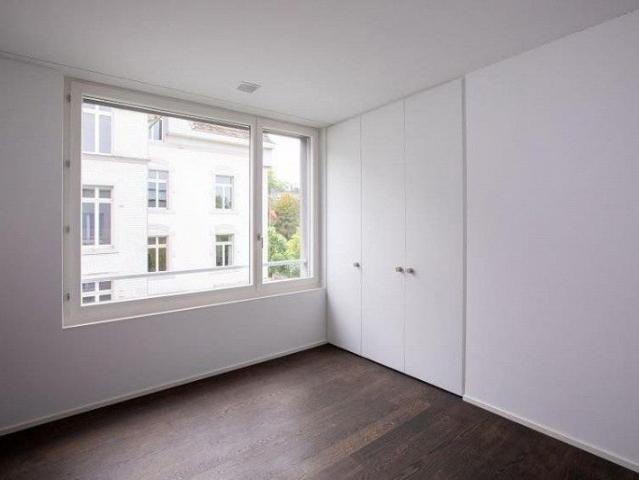 Apartment mieten in Einigen, Zürich