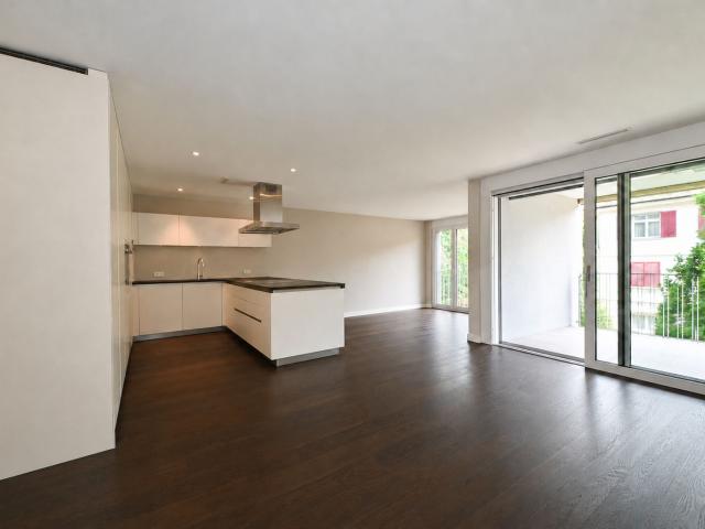 Wohnung mieten in Einigen, Zürich