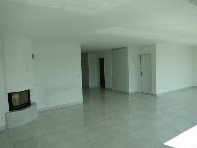 Haus mieten in Einigen, Zürich