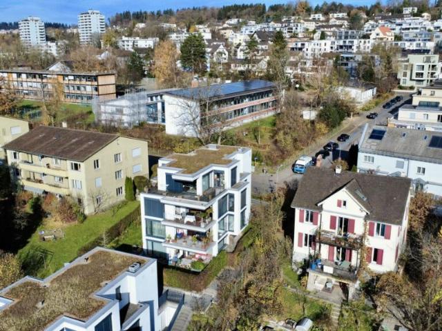 Wohnung kaufen in Einigen, Zürich