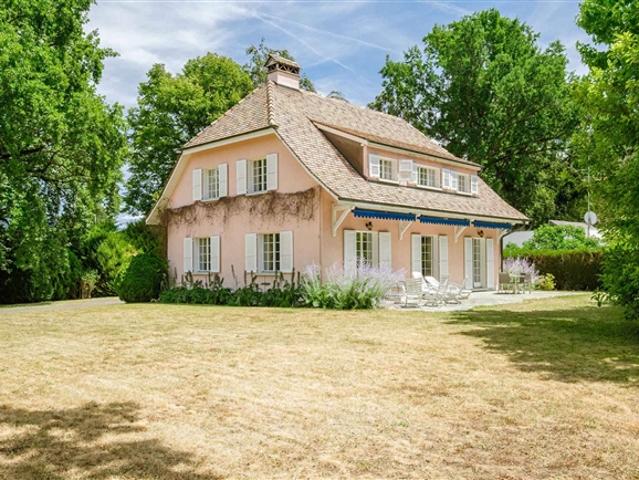 Einfamilienhaus kaufen in Thônex