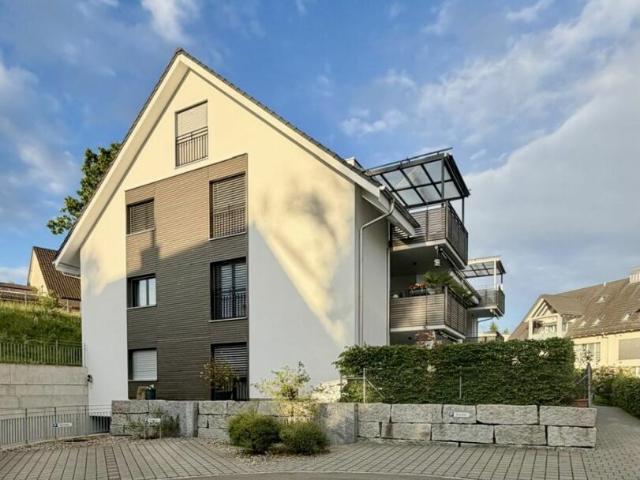 Wohnung kaufen in Glattfelden, Zürich