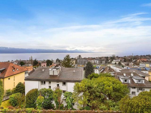 Wohnung kaufen in Pully, Waadt