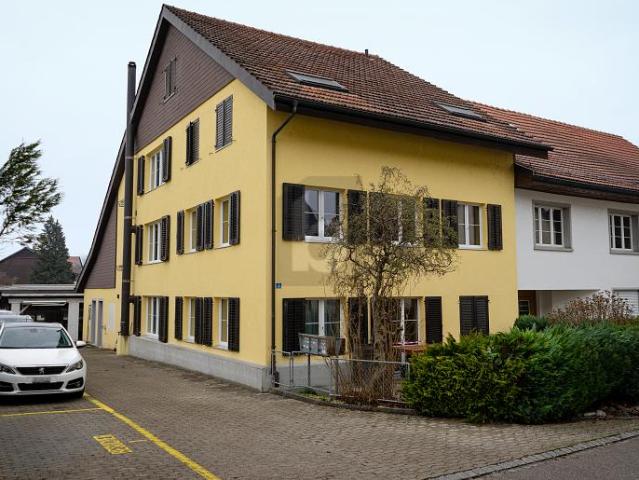 Mehrfamilienhaus kaufen in Rickenbach (ZH), Zürich