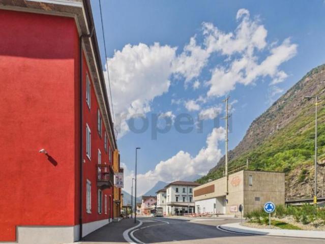 Haus kaufen in Biasca, Tessin