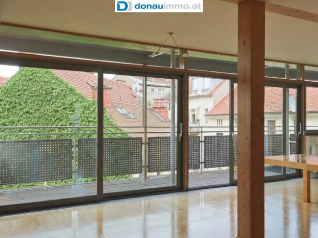 Dachgeschosswohnung kaufen in Innere Stadt, Graz