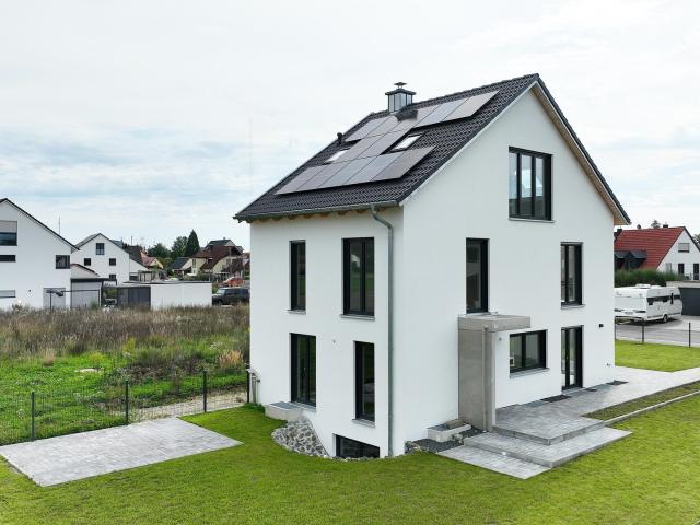 Doppelhaushälfte kaufen in Feldgeding, Bergkirchen