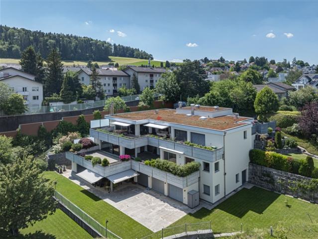 Wohnung kaufen in Maur, Zürich