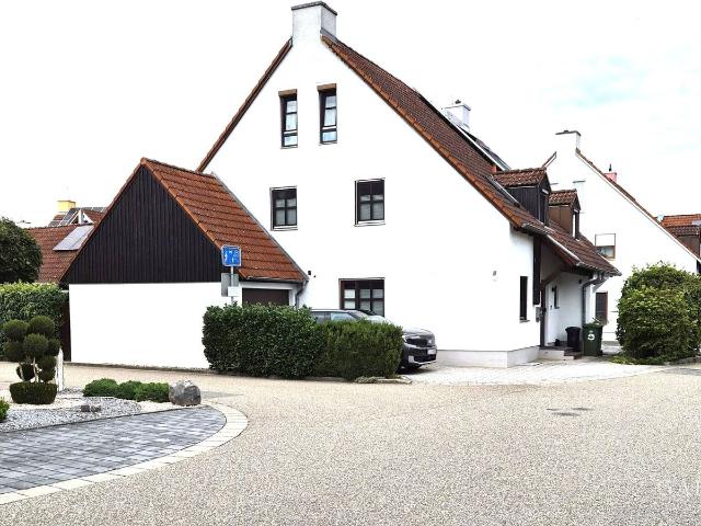 Doppelhaushälfte kaufen in Birkenfeld-Süd-Ost, Neutraubling