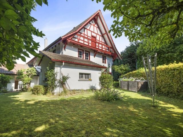 Einfamilienhaus kaufen in Dielsdorf, Zürich