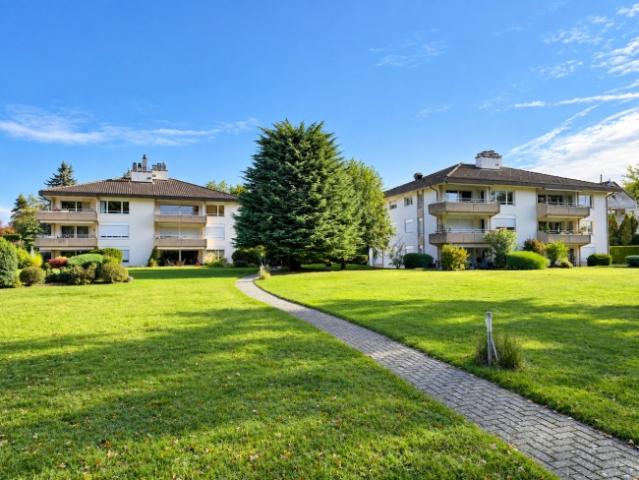 Wohnung kaufen in Saint-Sulpice (VD), Waadt