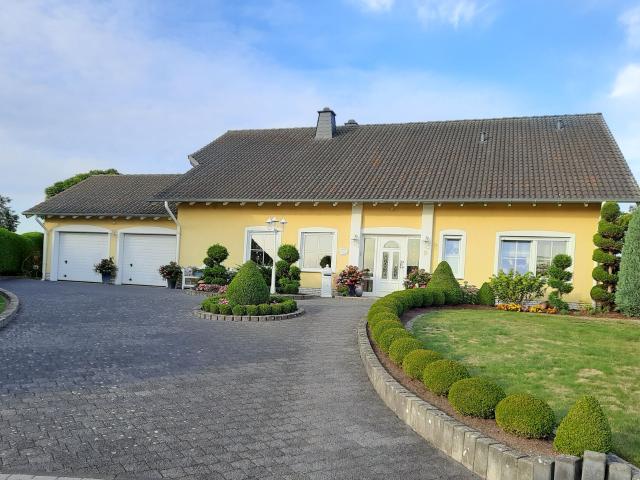 Villa kaufen in Roes, Rheinland-Pfalz
