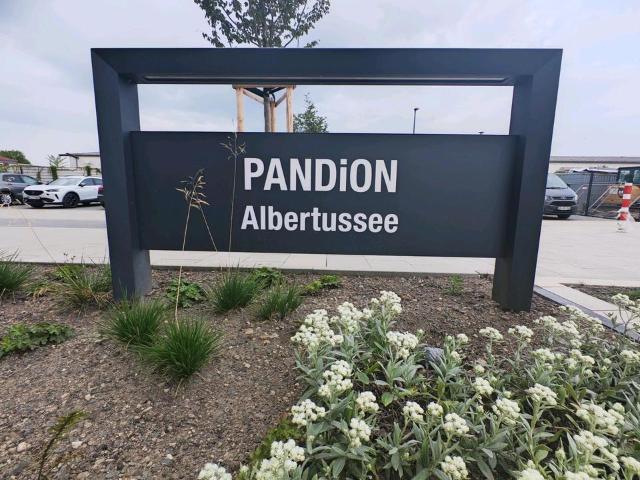 Haus mieten in Heerdt, Düsseldorf