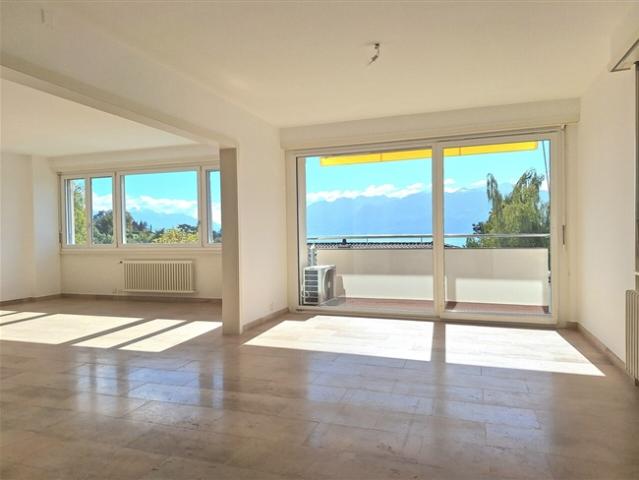 Wohnung kaufen in Pully, Waadt