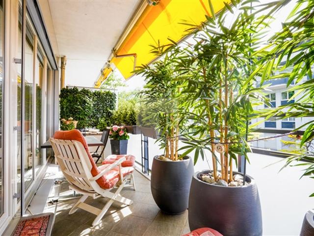 Wohnung kaufen in Thônex