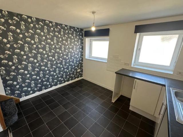 Apartment for rent in Southtown, Stokesby