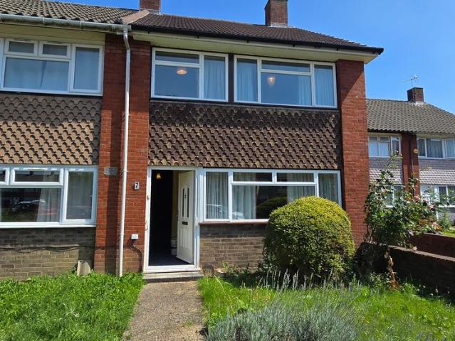 House for rent in Charville, Greater London