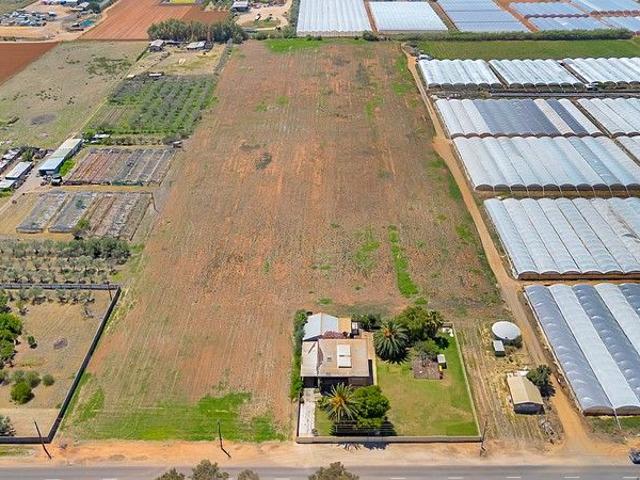 Cottage for sale in Horseshoe Creek, South Australia