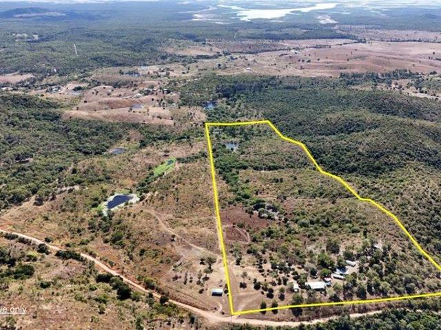 Cottage for sale in Darts Creek, Queensland