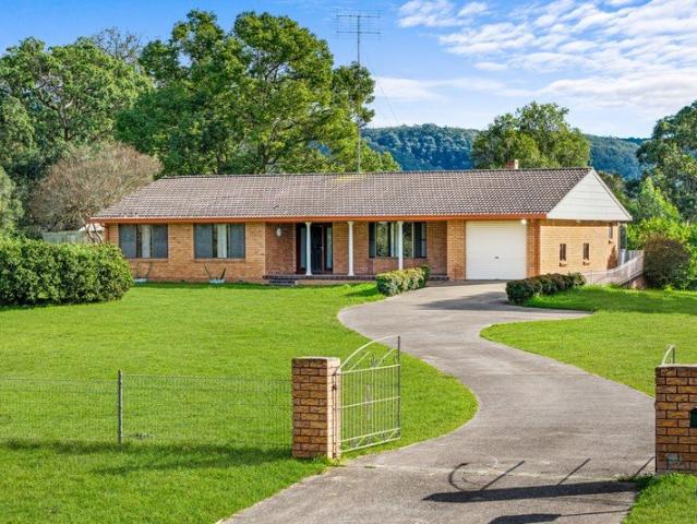 Cottage for sale in Sydney, New South Wales