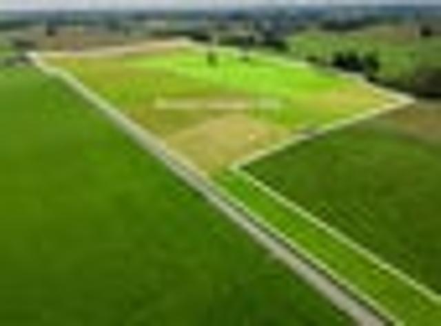 Land for sale in Canterbury
