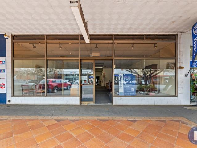 Retail for rent in Cootamundra, New South Wales