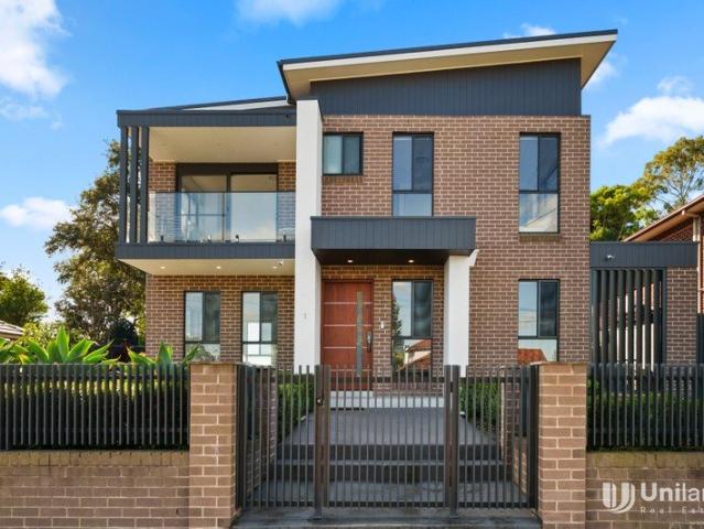 Townhouse for sale in Sydney, New South Wales