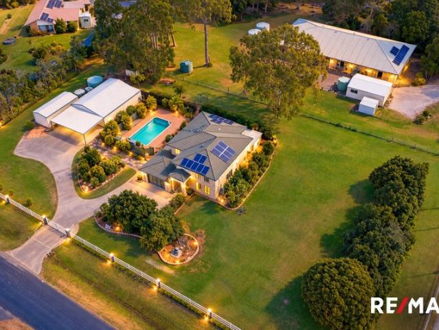 Cottage for sale in Toombul, Queensland