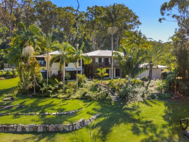 Cottage for sale in Cootharaba, Queensland