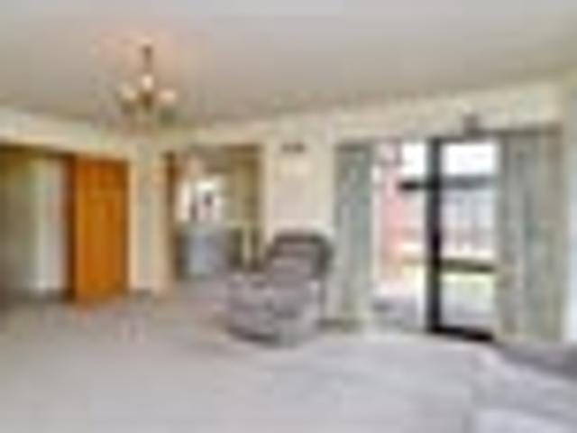 House for sale in Chaslands, Canterbury