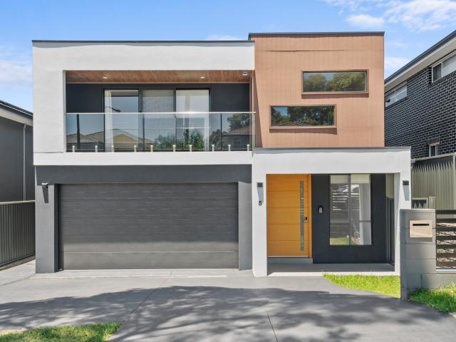 House for rent in Stanhope Gardens
