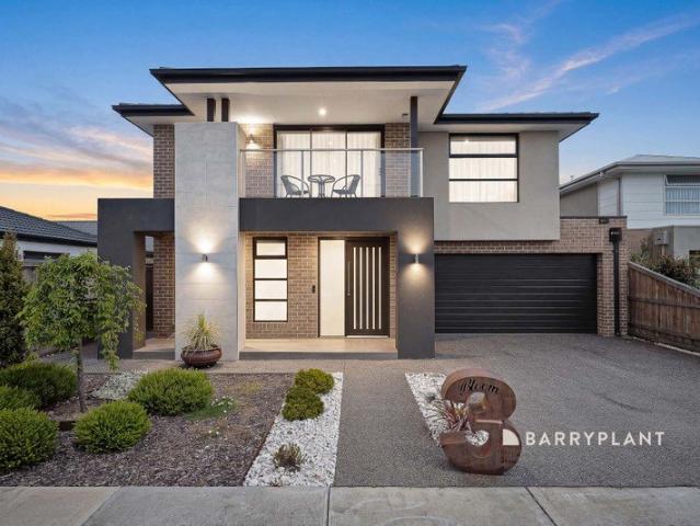 House for sale in Officer Fields, Melbourne