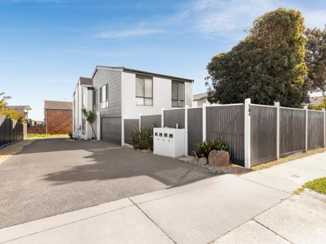 Townhouse for sale in Camerons Creek, Victoria