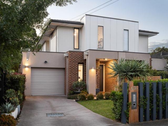 Townhouse for sale in Camerons Creek, Victoria
