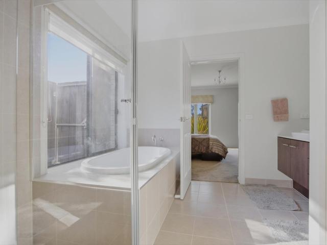 House for rent in Harcrest, Melbourne