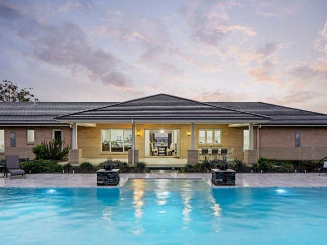 Cottage for sale in Toombul, Queensland