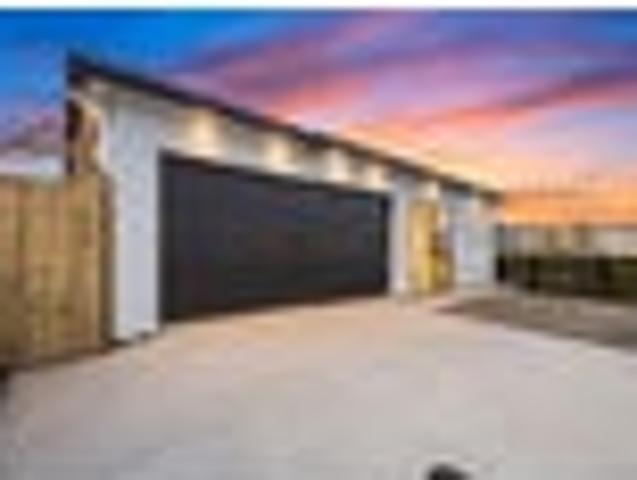 House for sale in Awhitu