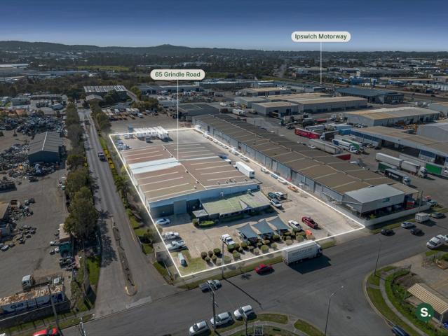 Warehouse for rent in Toombul, Queensland
