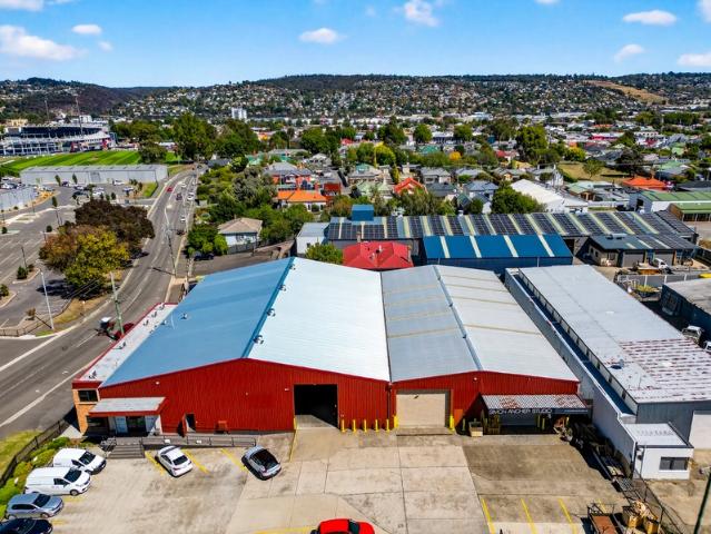 Warehouse for rent in Launceston, Tasmania