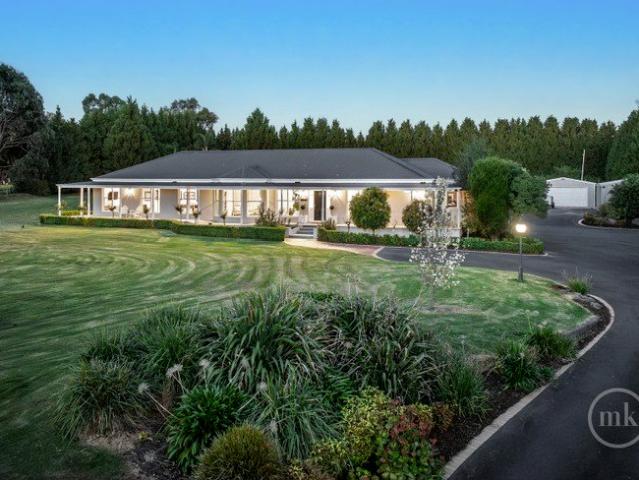 House for sale in Yarrambat, Melbourne