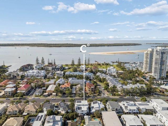 House for sale in Runaway Bay, Gold Coast City